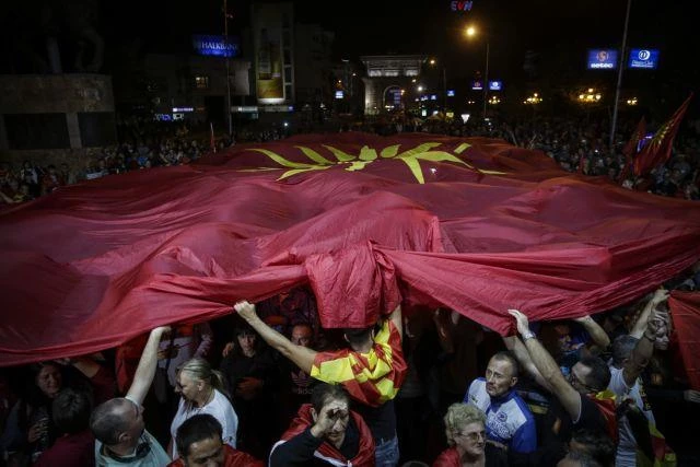 Σκόπια: Το κράτος «σφήνα» για τα Βαλκάνια και η παγκόσμια ειρήνη